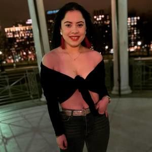Meet your Posher, Valentina
